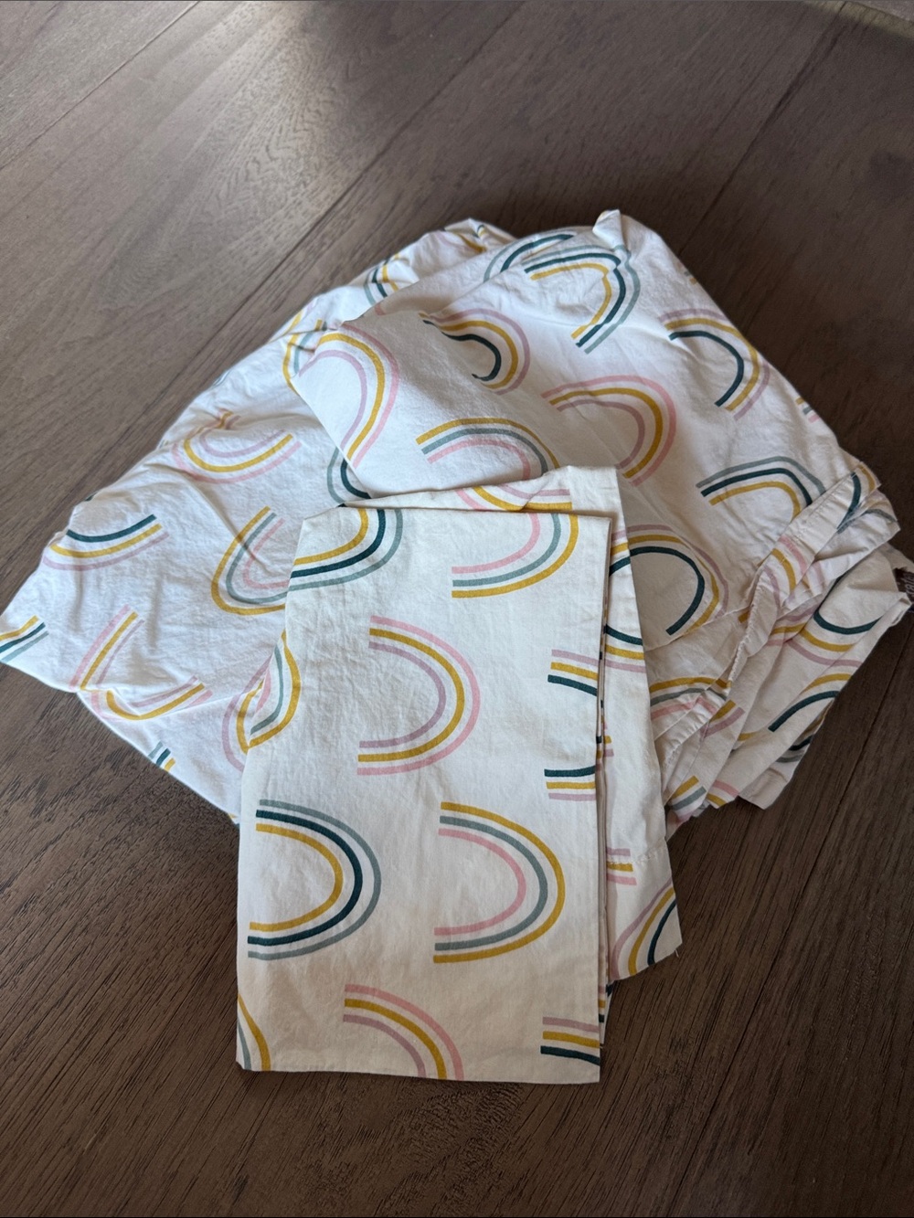 Rainbow Arc Toddler Bedding Set in White with Pastel Accents